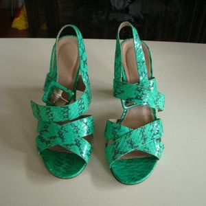 J. CREW COLLECTION "SYDNEY" GREEN SNAKESKIN (SIZE 8.5)